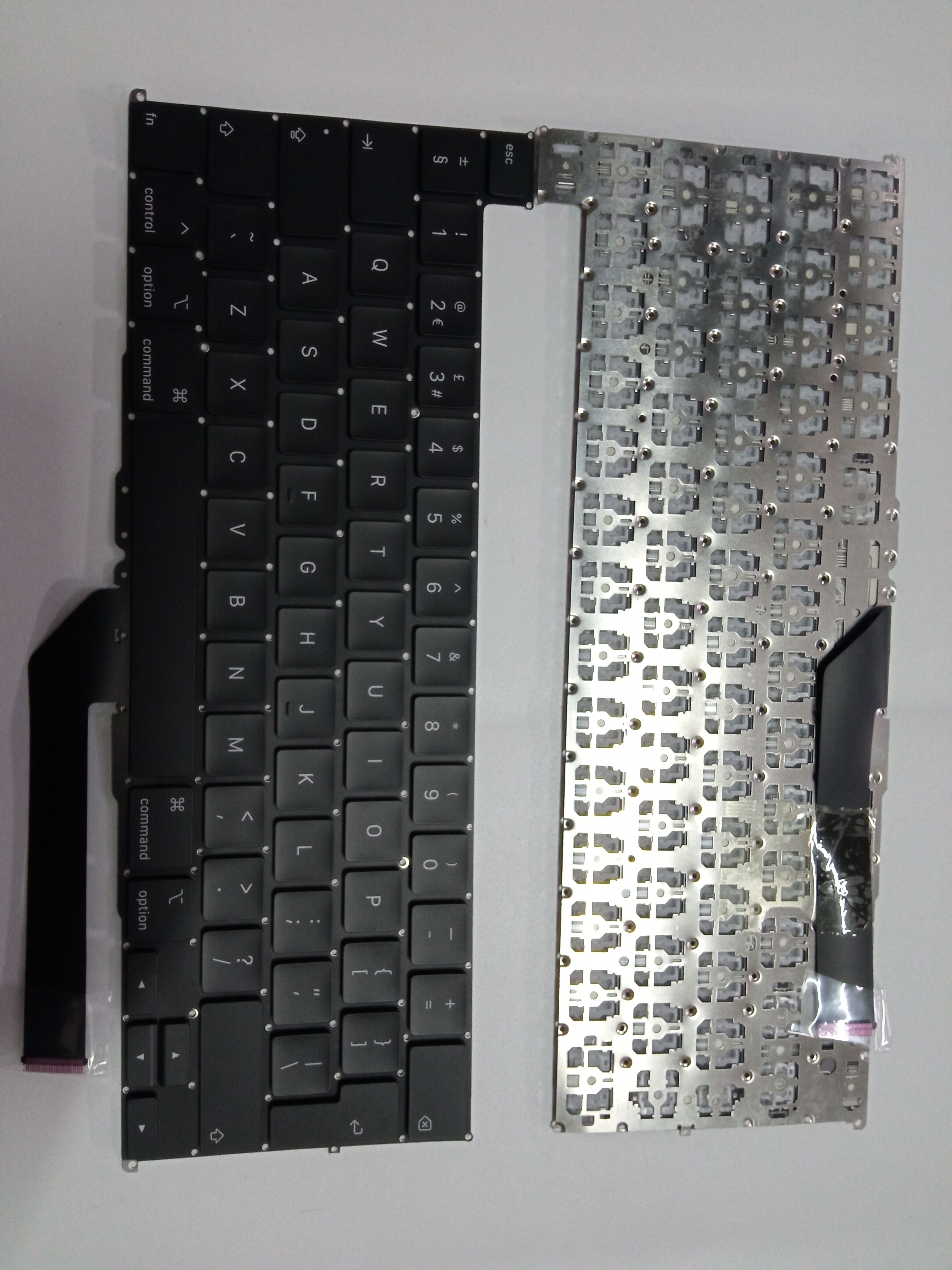 Picture of New Replacement Laptop Keyboard For APPLE A2141 Enter BLACK UK Layout